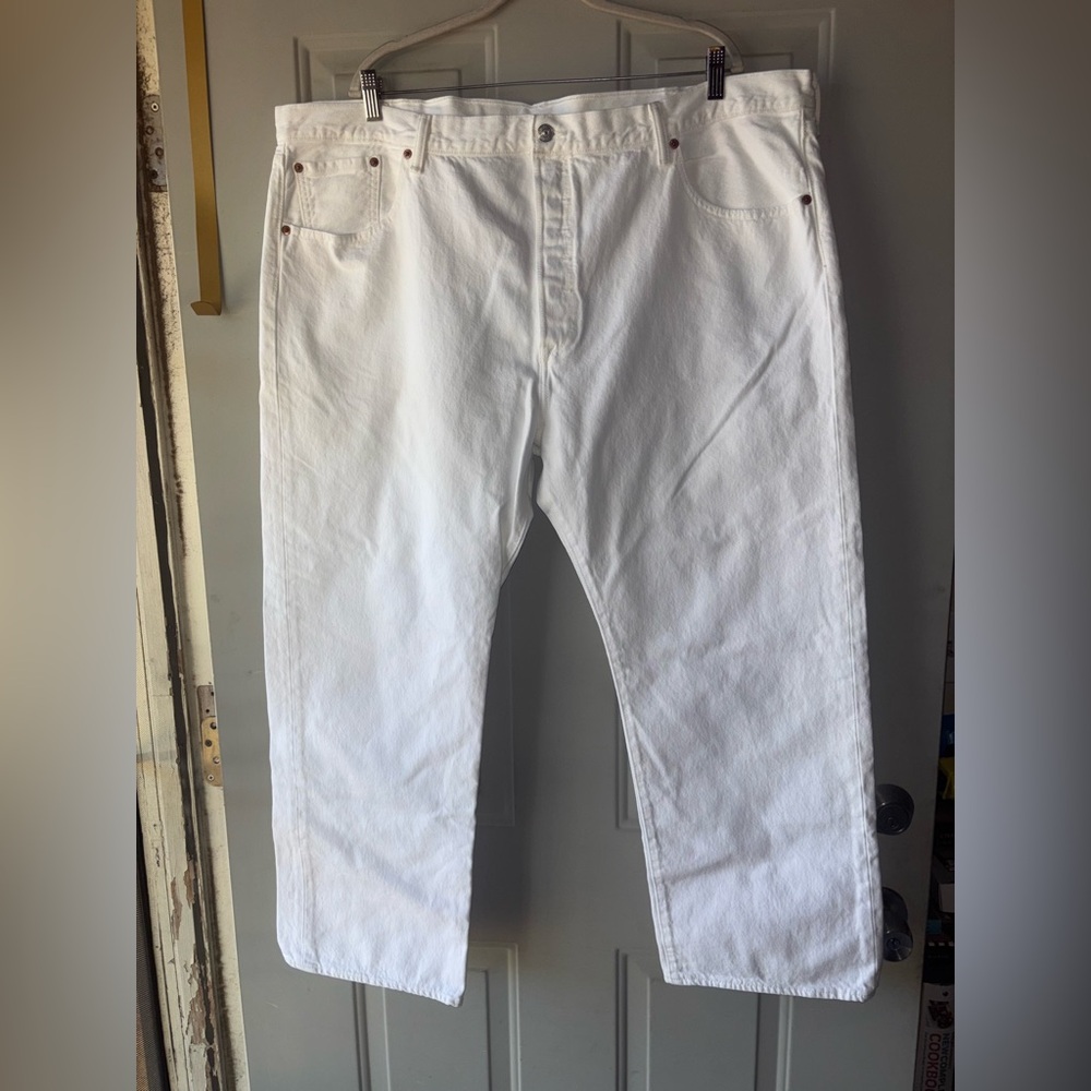 Levi’s 501 white button fly jeans size 46